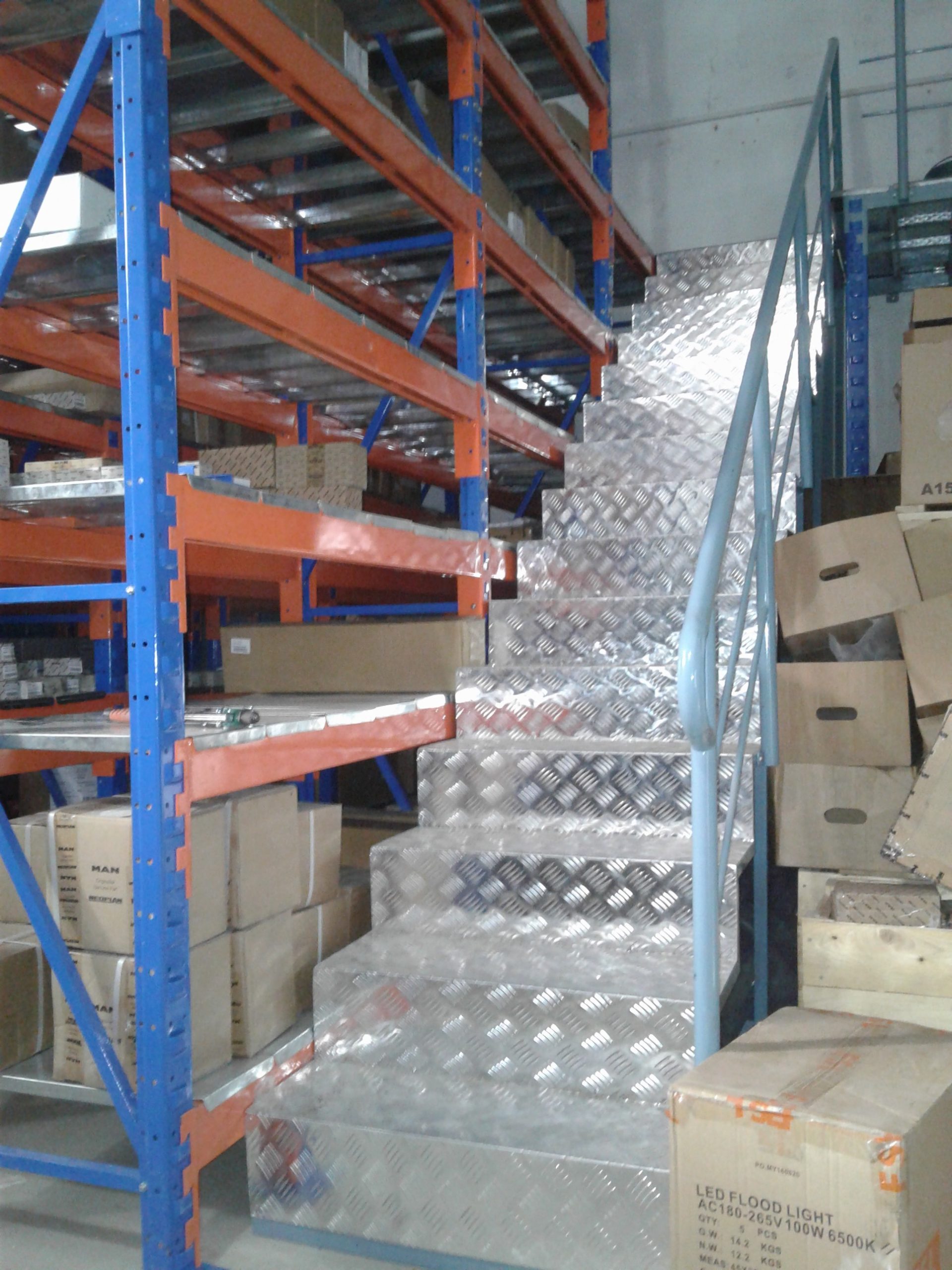 Plastic pallet racks for sale